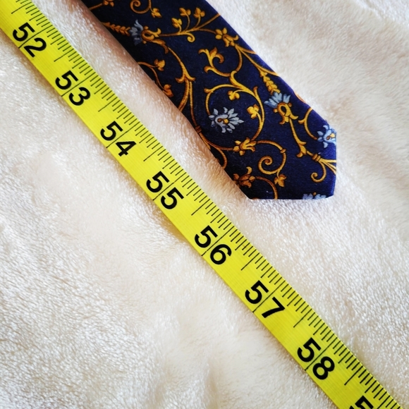 Yves Saint Laurent Vintage Tie - Picture 8 of 9